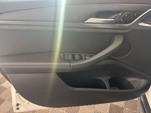 Used 2022 BMW X3 xDrive30i w/ Convenience Package image 21