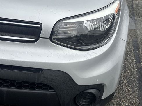 Used 2019 Kia Soul FWD image 9