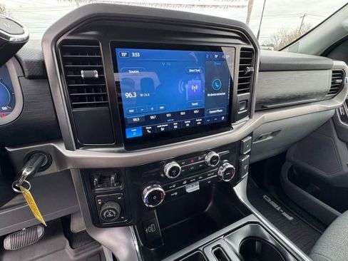 Used 2025 Ford F150 XLT w/ Equipment Group 301A Standard AWD/4WD image 27