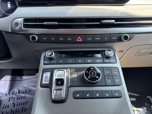 Used 2025 Hyundai Palisade SEL AWD/4WD image 17