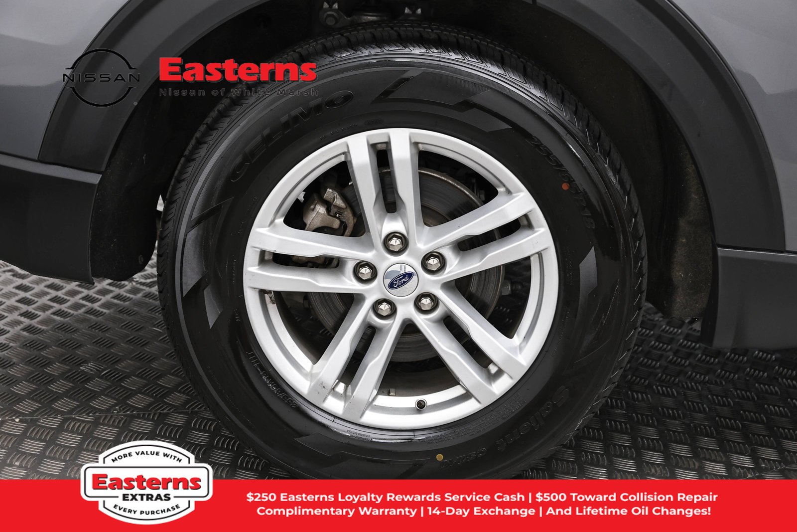 Used 2023 Ford Explorer XLT w/ Equipment Group 202A RWD image 30