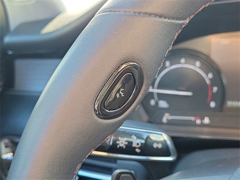 Certified 2022 Lincoln Corsair FWD image 13