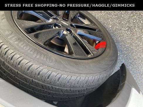 Used 2021 Chevrolet Trax LT w/ Redline Edition image 13