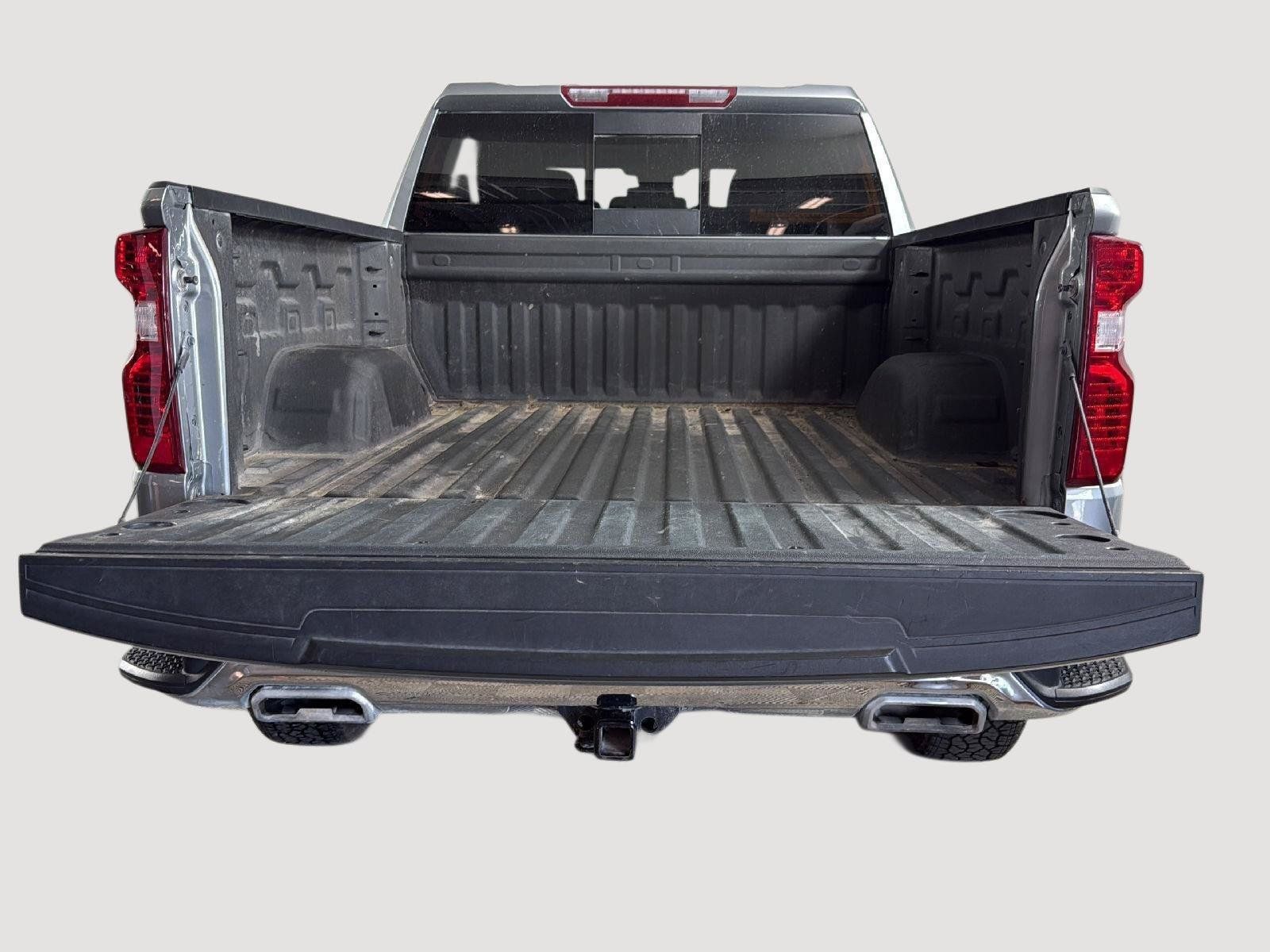 Used 2024 Chevrolet Silverado 1500 LT w/ Z71 Off-Road Package AWD/4WD image 21