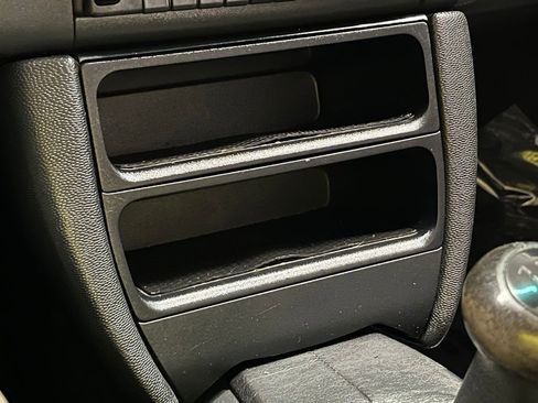 Used 1997 Porsche Boxster image 9