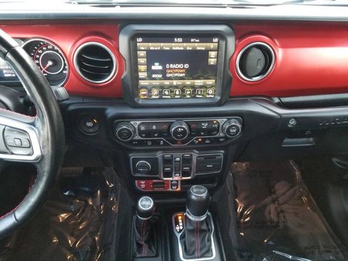 Used 2021 Jeep Wrangler Unlimited Rubicon w/ Dual Top Group AWD/4WD image 24