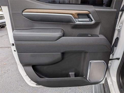 Used 2025 Chevrolet Silverado 1500 High Country w/ High Country Premium Package image 29