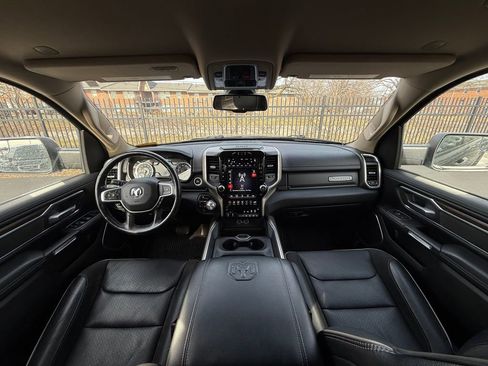 Used 2020 RAM 1500 Laramie image 18