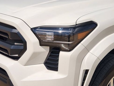 Used 2024 Toyota Tacoma SR RWD image 8