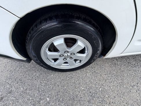 Used 2007 Toyota Prius FWD image 36
