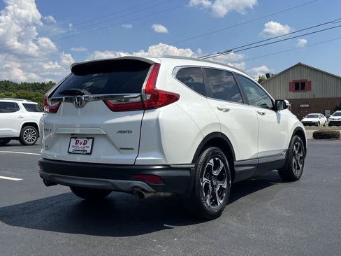 Used 2017 Honda CR-V Touring image 2