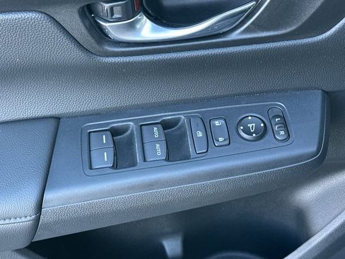 Used 2024 Honda CR-V EX image 11