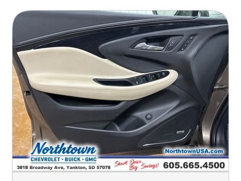 Used 2018 Buick Envision Premium image 10