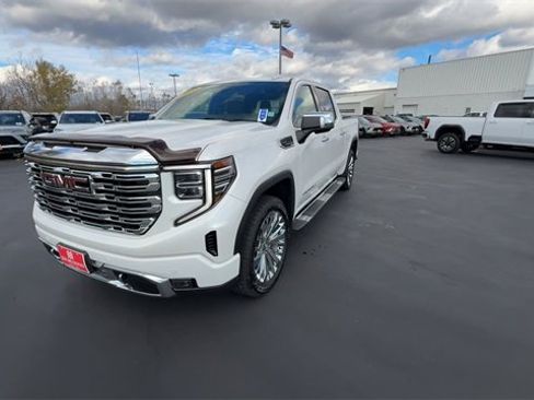 Used 2023 GMC Sierra 1500 Denali image 3
