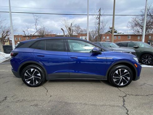 Certified 2022 Volkswagen ID.4 Pro S image 2