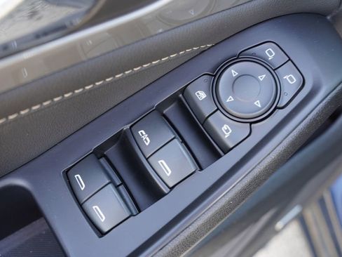 Certified 2023 Chevrolet Traverse LT w/ LT Premium Package image 24