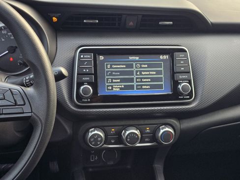 Certified 2023 Nissan Kicks S FWD image 15