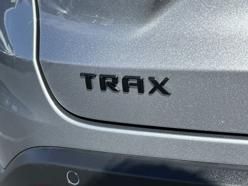 Used 2026 Chevrolet Trax RS w/ Driver Confidence Package FWD image 9
