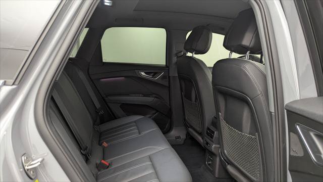 Used 2023 Audi Q4 e-tron Premium Plus w/ Premium Plus RWD image 18
