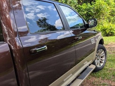 Used 2015 RAM 1500 Laramie Longhorn w/ Convenience Group AWD/4WD image 2