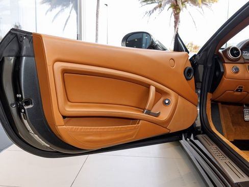 Used 2010 Ferrari California image 24