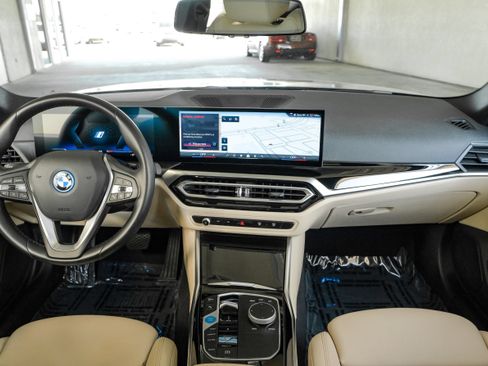 Used 2024 BMW i4 eDrive35 RWD image 14