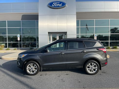 Used 2018 Ford Escape SEL AWD/4WD image 1