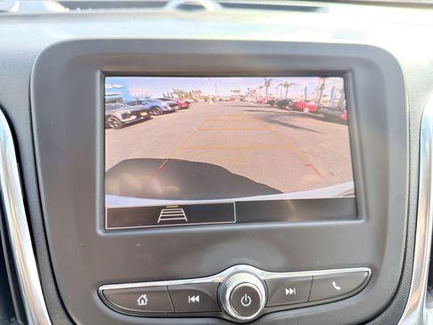 Used 2024 Chevrolet Equinox LT image 35