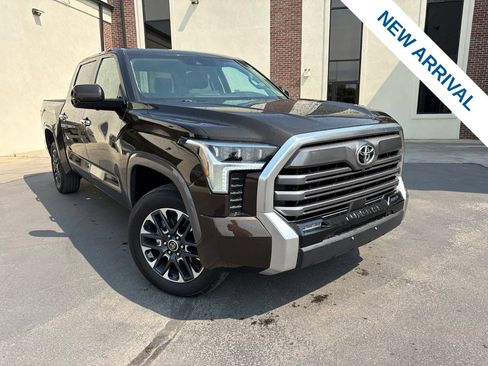 Used 2024 Toyota Tundra Limited AWD/4WD image 1