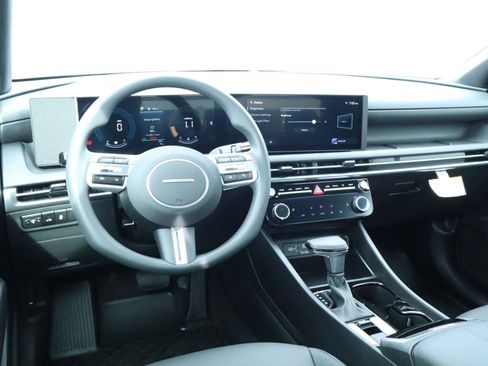 New 2026 Hyundai Santa Cruz SEL FWD image 10
