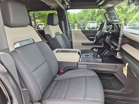New 2026 GMC Hummer EV 4x4 Crew Cab image 38
