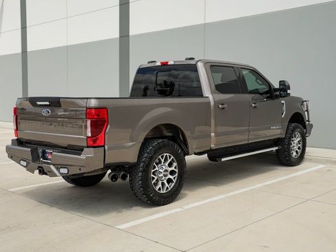 Used 2020 Ford F250 Lariat w/ Lariat Value Package AWD/4WD image 8