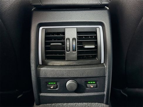 Used 2016 BMW 340i xDrive Sedan image 26