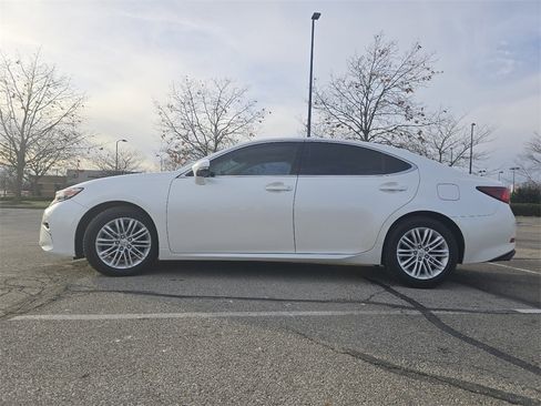 Used 2016 Lexus ES 350 image 12