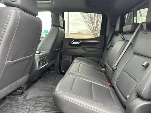 Used 2023 GMC Sierra 1500 SLT w/ SLT Premium Plus Package image 30