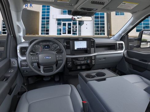 New 2025 Ford F350 XL w/ Snow Plow Prep Package image 31