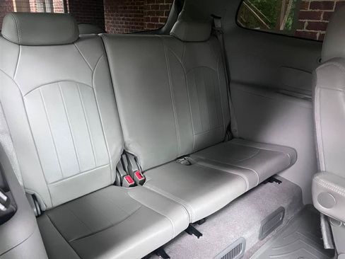 Used 2013 Buick Enclave Leather w/ Trailering Provision Package FWD image 12