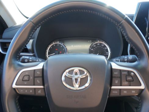 Used 2024 Toyota Camry LE image 24