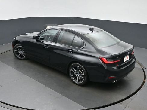 Used 2022 BMW 330i xDrive 330i xDrive w/ Driving Assistance Package image 35