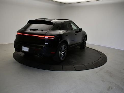 New 2026 Porsche Macan AWD/4WD image 8