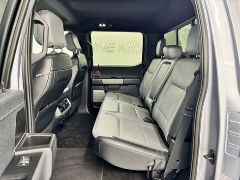 Used 2022 Ford F150 Lightning Lariat AWD/4WD image 15