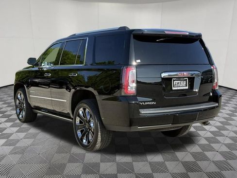 Used 2019 GMC Yukon Denali w/ Denali Ultimate Package AWD/4WD image 8