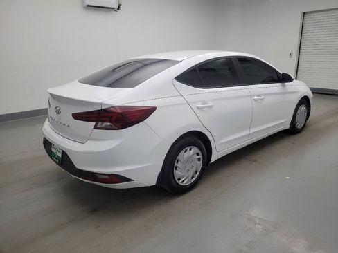 Used 2019 Hyundai Elantra SE w/ Cargo Package FWD image 10