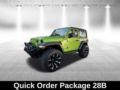Used 2018 Jeep Wrangler Sport AWD/4WD image 3