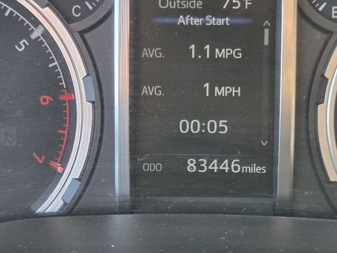 Used 2021 Toyota 4Runner Venture w/ Moonroof Package AWD/4WD image 28