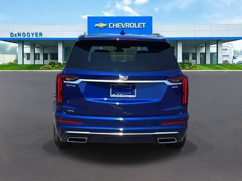Used 2025 Cadillac XT6 Premium Luxury w/ Platinum Package AWD/4WD image 10