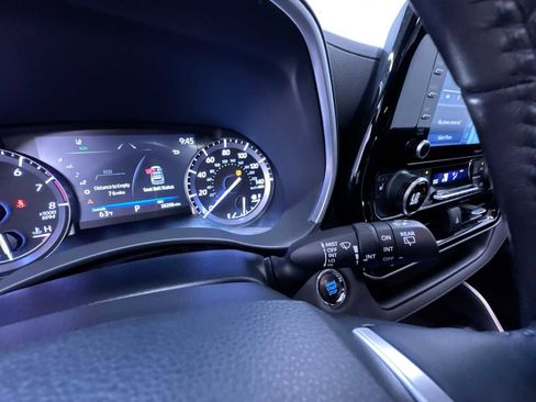 Used 2022 Toyota Highlander XLE image 19