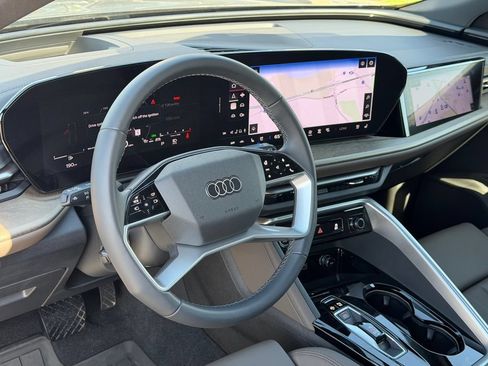 Used 2025 Audi Q5 Prestige AWD/4WD image 27