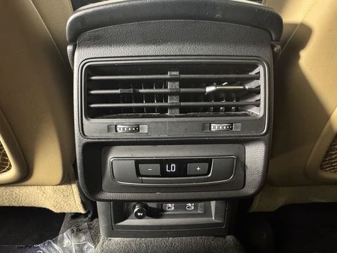 Used 2021 Audi Q7 2.0T Premium Plus AWD/4WD image 33