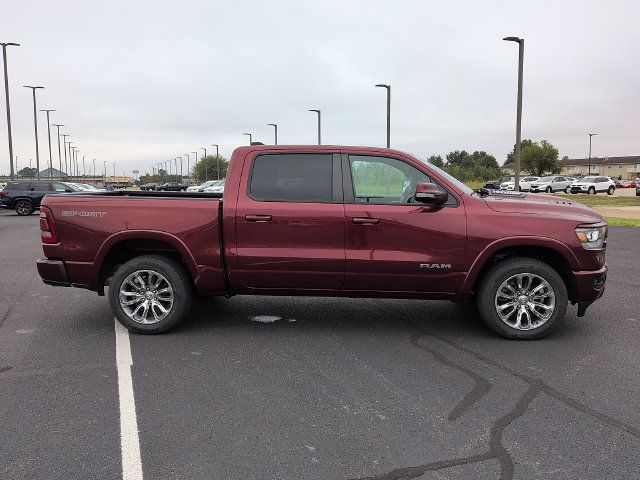 Used 2022 RAM 1500 Laramie w/ Sport Appearance Package AWD/4WD image 8